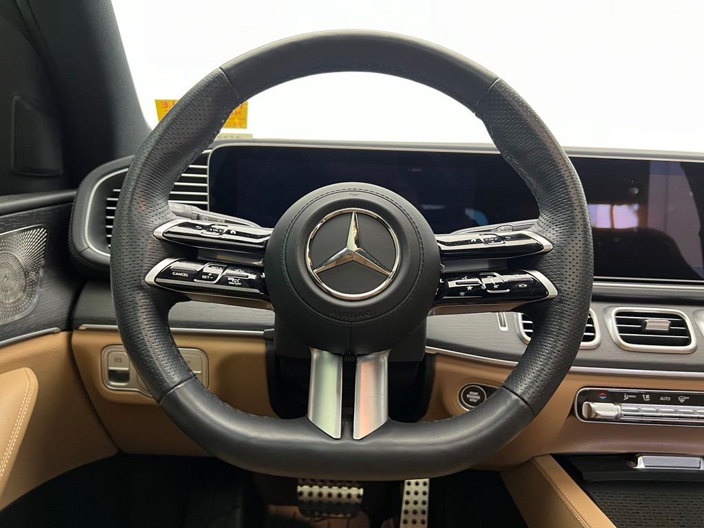 Thumbnail: 2024 Mercedes-Benz GLS - 18