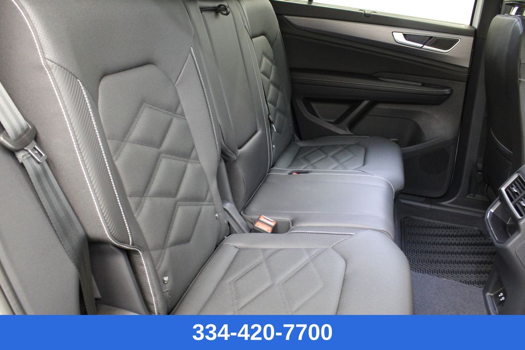 new 2026 Volkswagen Atlas Cross Sport car