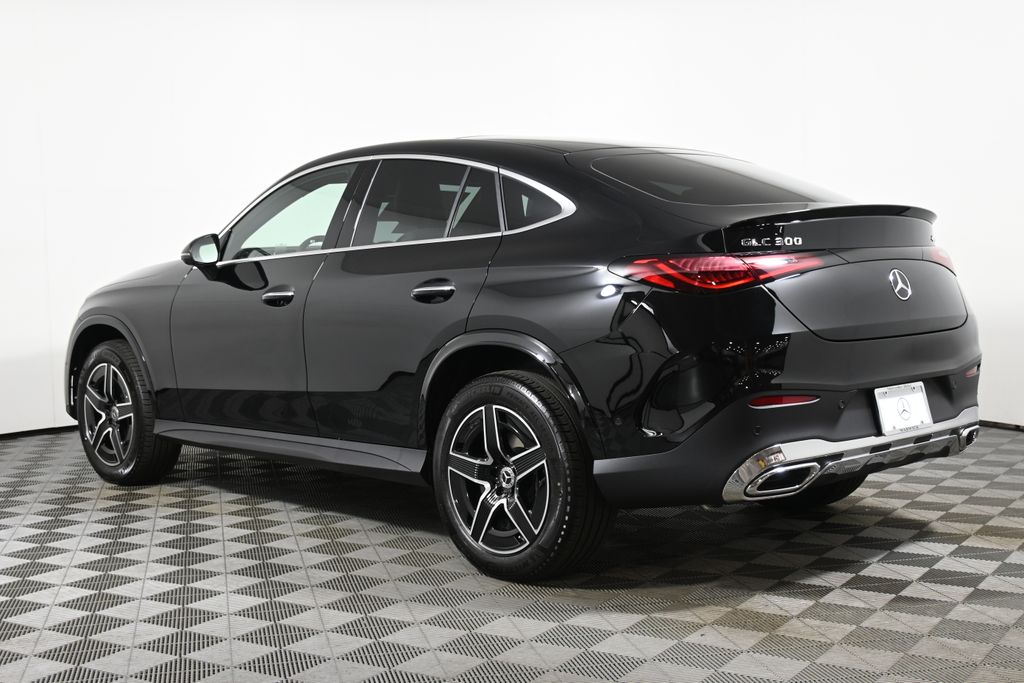 2025 Mercedes-Benz GLC 300 5