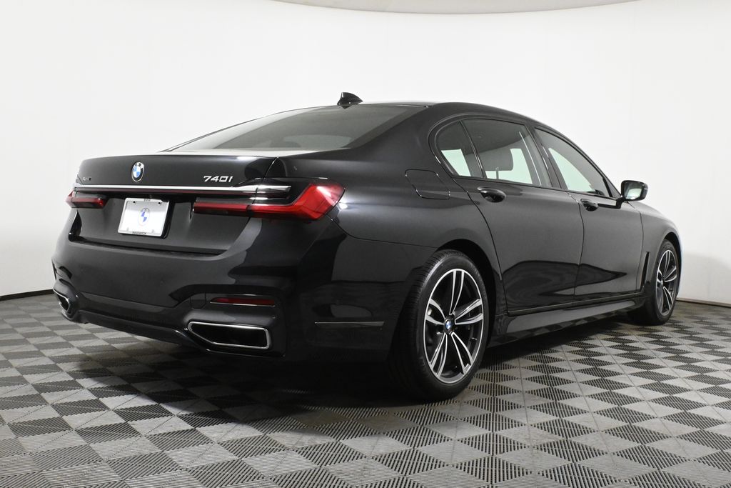 2021 BMW 7 Series 740i xDrive 7