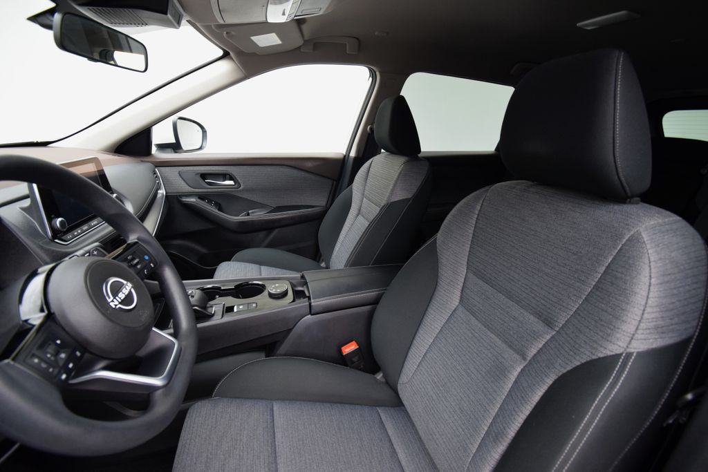 used 2023 Nissan Rogue car, priced at $23,999