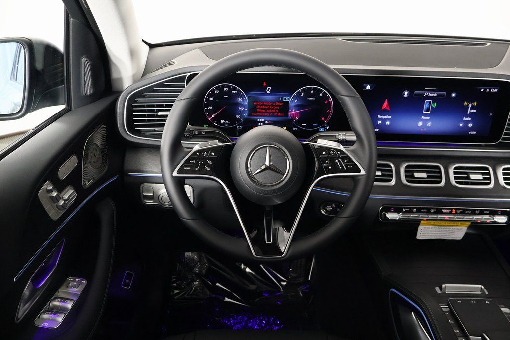 Thumbnail: 2026 Mercedes-Benz GLE - 3