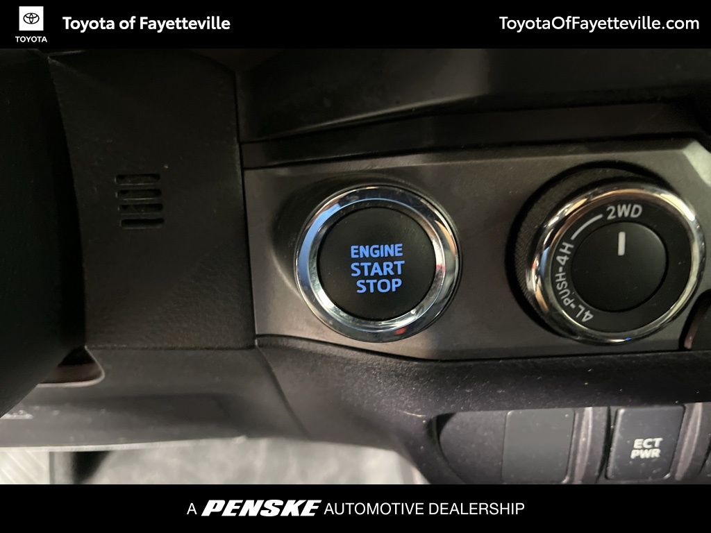 2022 Toyota Tacoma TRD Off-Road 32
