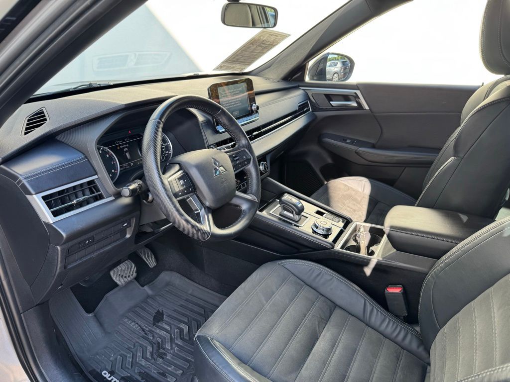 Used Car 2022 Mitsubishi Outlander  Se For Sale Under $25,000 In Georgetown, Texas