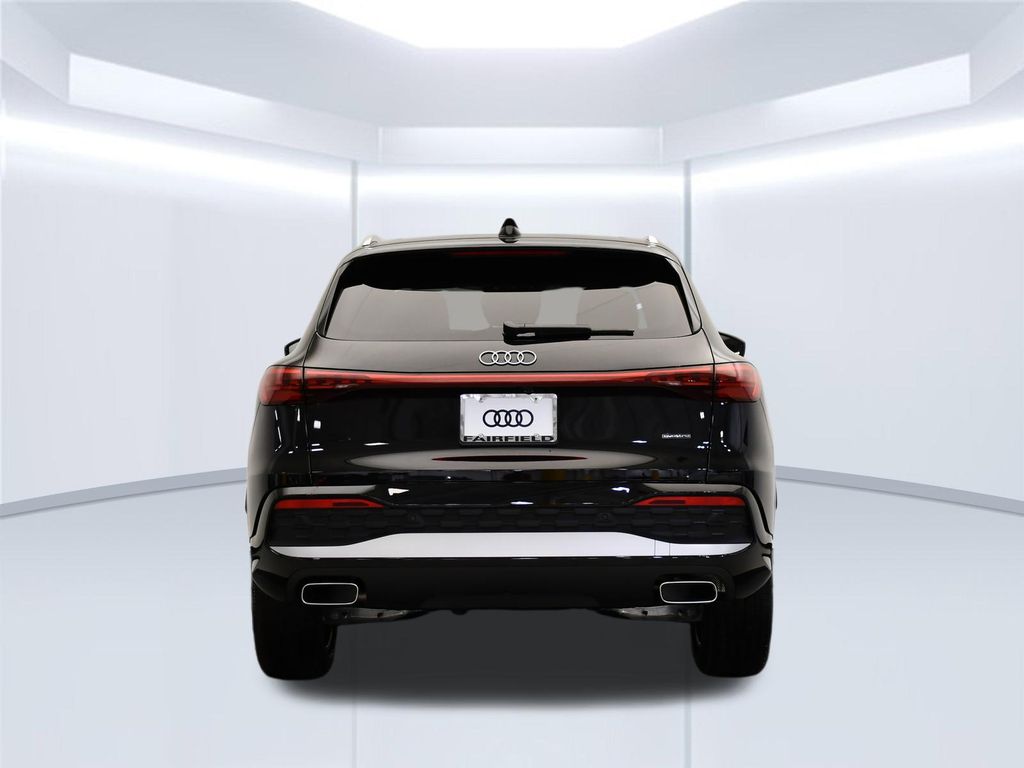 Thumbnail: 2025 Audi Q5 - 4