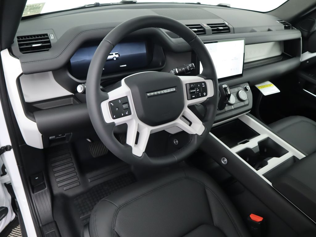 2025 Land Rover Defender 130 9