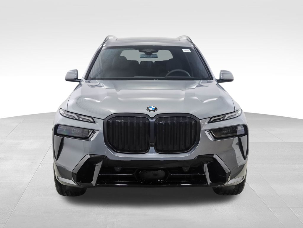 2025 BMW X7 xDrive40i 8