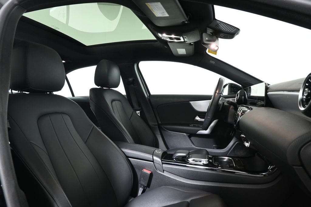 Thumbnail: 2020 Mercedes-Benz A-Class - 26