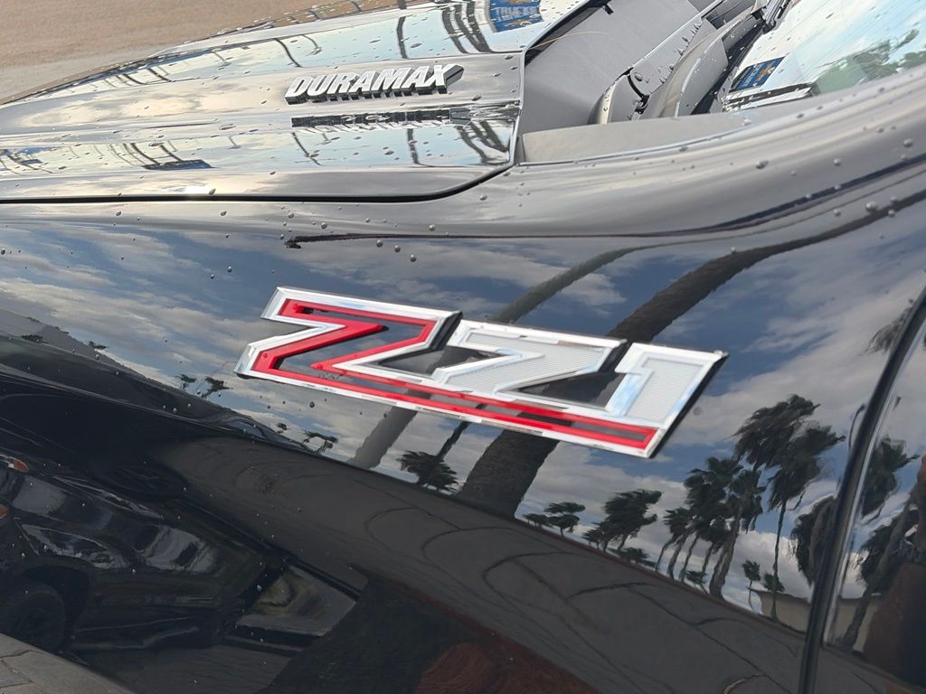 Used 2026 Black Chevrolet LT image 5