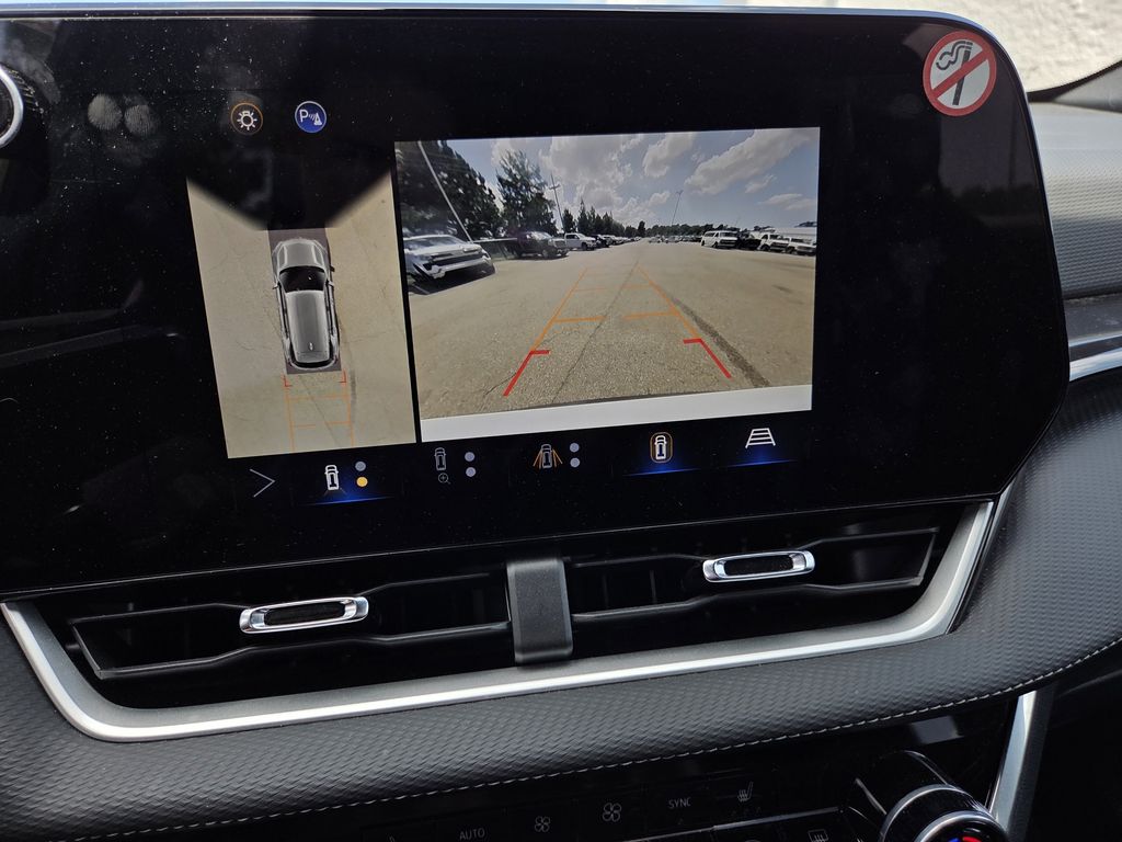 Used 2025 Chevrolet Equinox SUV