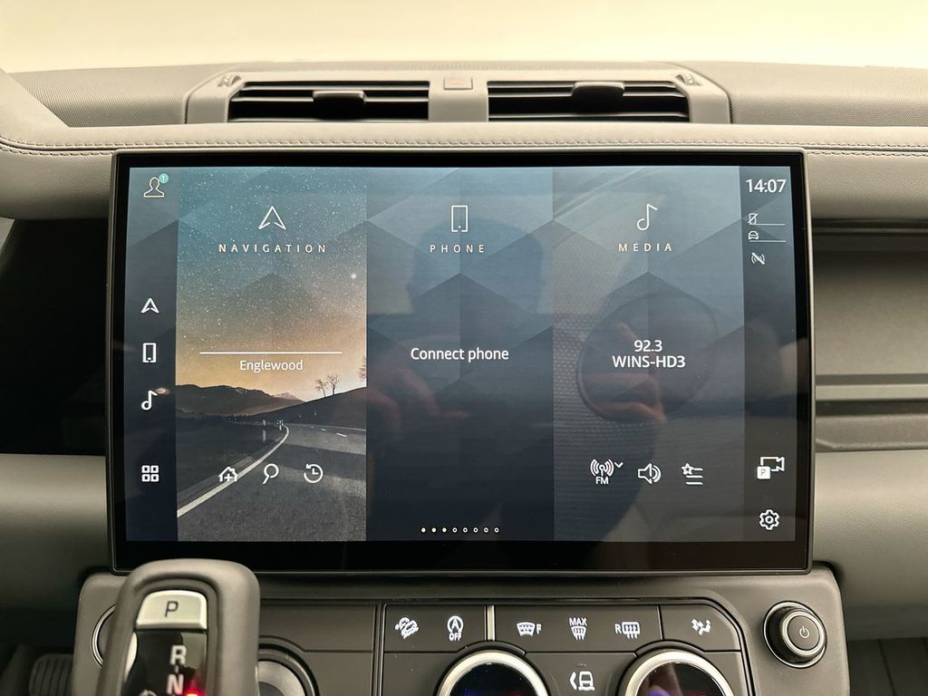 Thumbnail: 2026 Land Rover Defender - 14