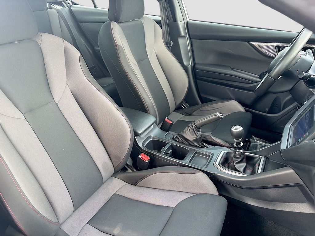 Used 2023 Silver Subaru Base image 25