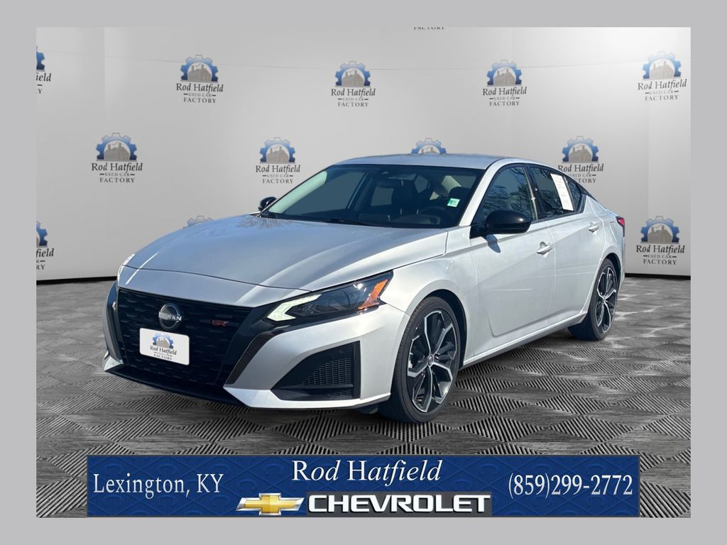 2024 Nissan Altima 2.5 SR FWD