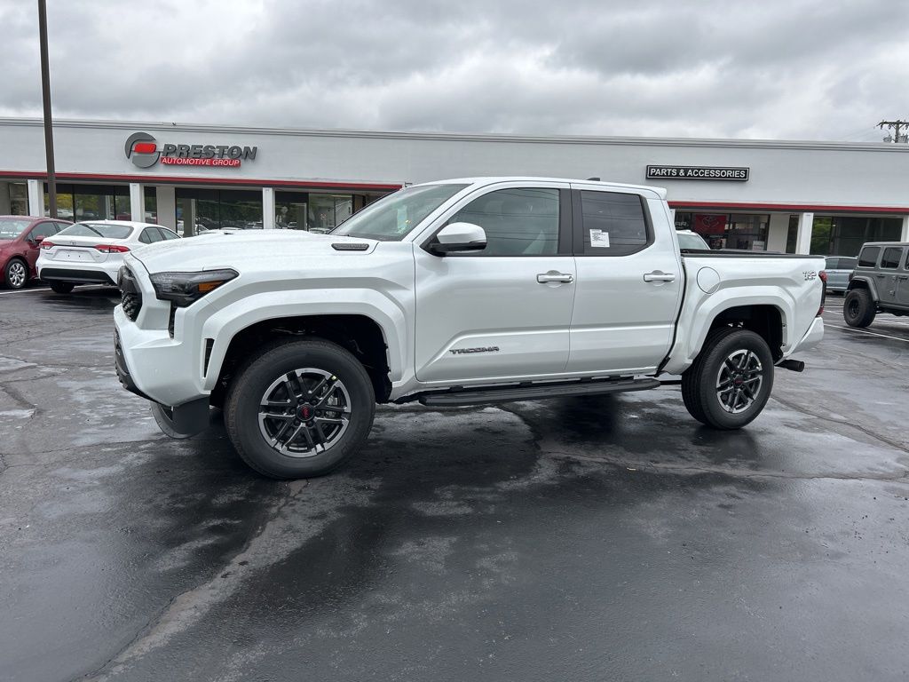 2026 Toyota Tacoma Hybrid TRD Sport