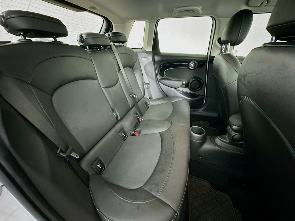 Thumbnail: 2023 MINI Cooper - 28