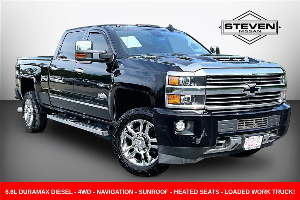 2017 Chevrolet Silverado 2500HD Negro Camioneta Todo terreno 6 velocidades Automática