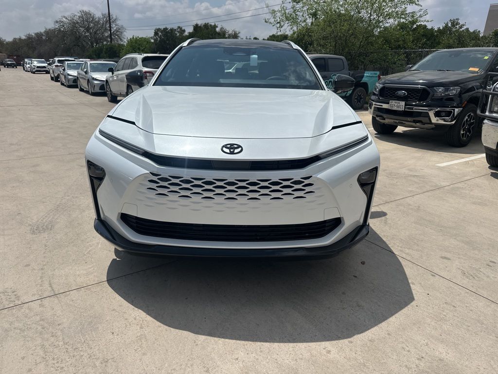 Oxygen White 2026 Toyota Crown Signia Limited AWD SUV / Crossover All-Wheel Drive Continuously Variable Transmission