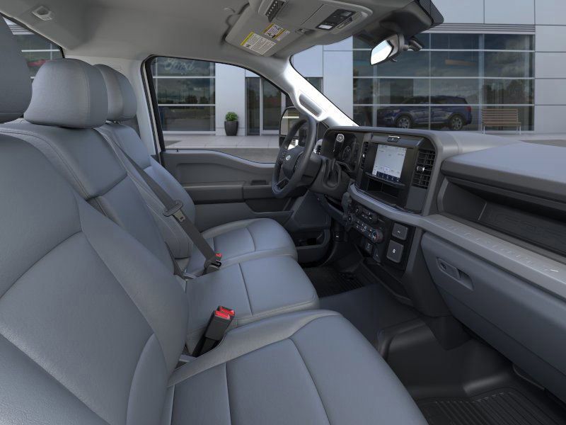 2025 Ford F-550 Chassis XL