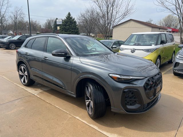 Daytona Gray 2026 Audi SQ5 quattro Premium Plus TFSI SUV / Crossover All-Wheel Drive 7-Speed Automatic