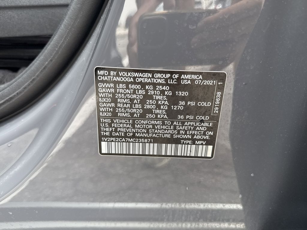 2021 Volkswagen Atlas Cross Sport 3.6L V6 SE w/Technology R-Line Gray at Community Toyota