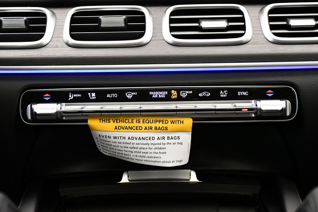 Thumbnail: 2026 Mercedes-Benz GLS - 29