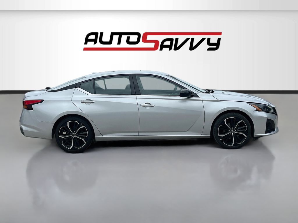 2024 Nissan Altima 2.5 SR Silver at North Houston Mitsubishi