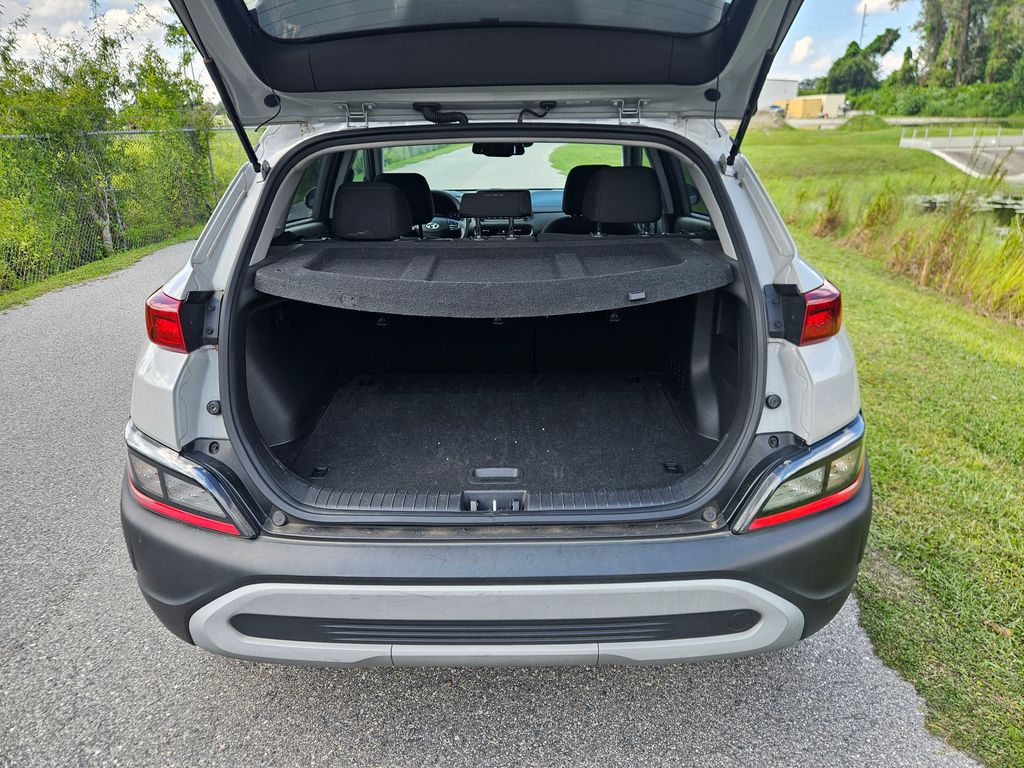 Thumbnail: 2023 Hyundai Kona - 10
