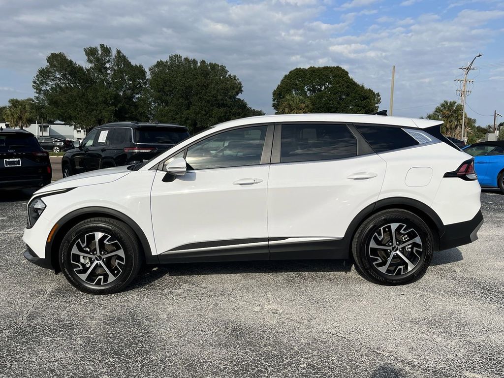 2023 Kia Sportage EX 8