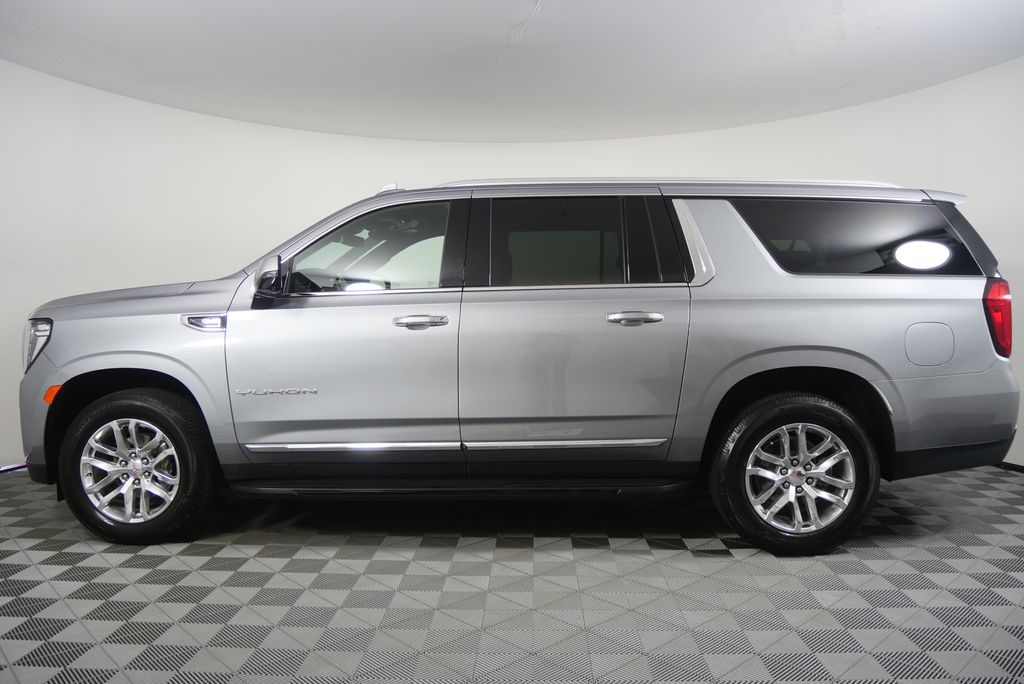 Thumbnail: 2023 GMC Yukon XL - 6