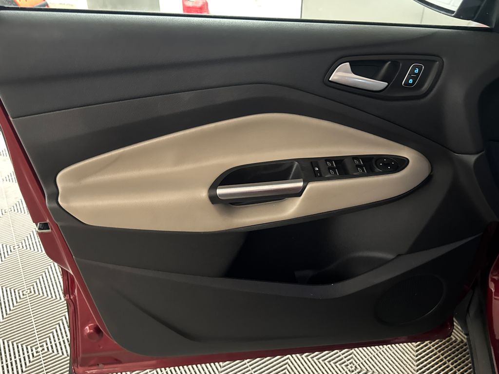 Certified Used 2019 Red Ford SEL image 15