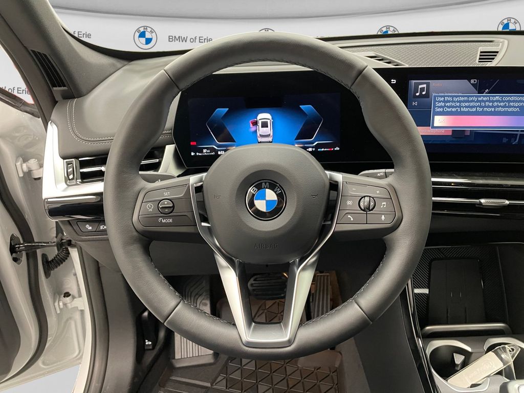 New 2026 Mineral White Metallic BMW xDrive28i image 9
