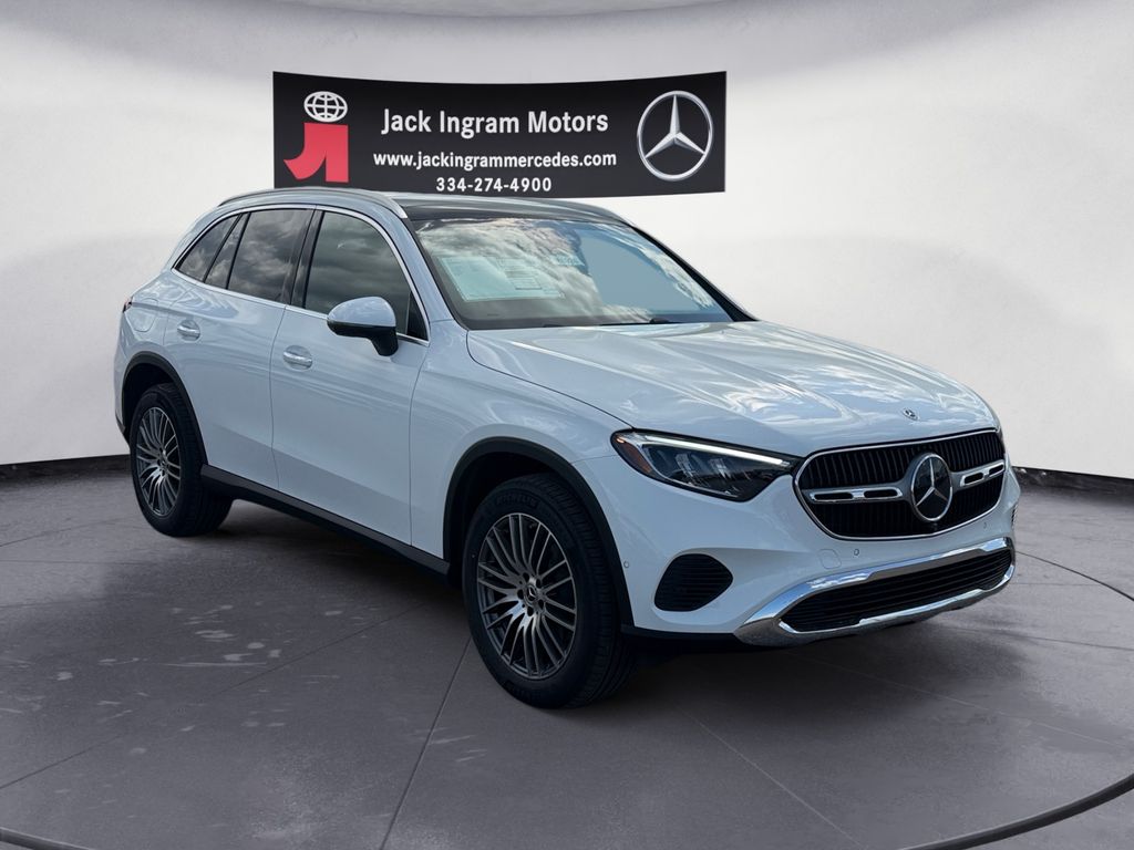 new 2026 Mercedes-Benz GLC car