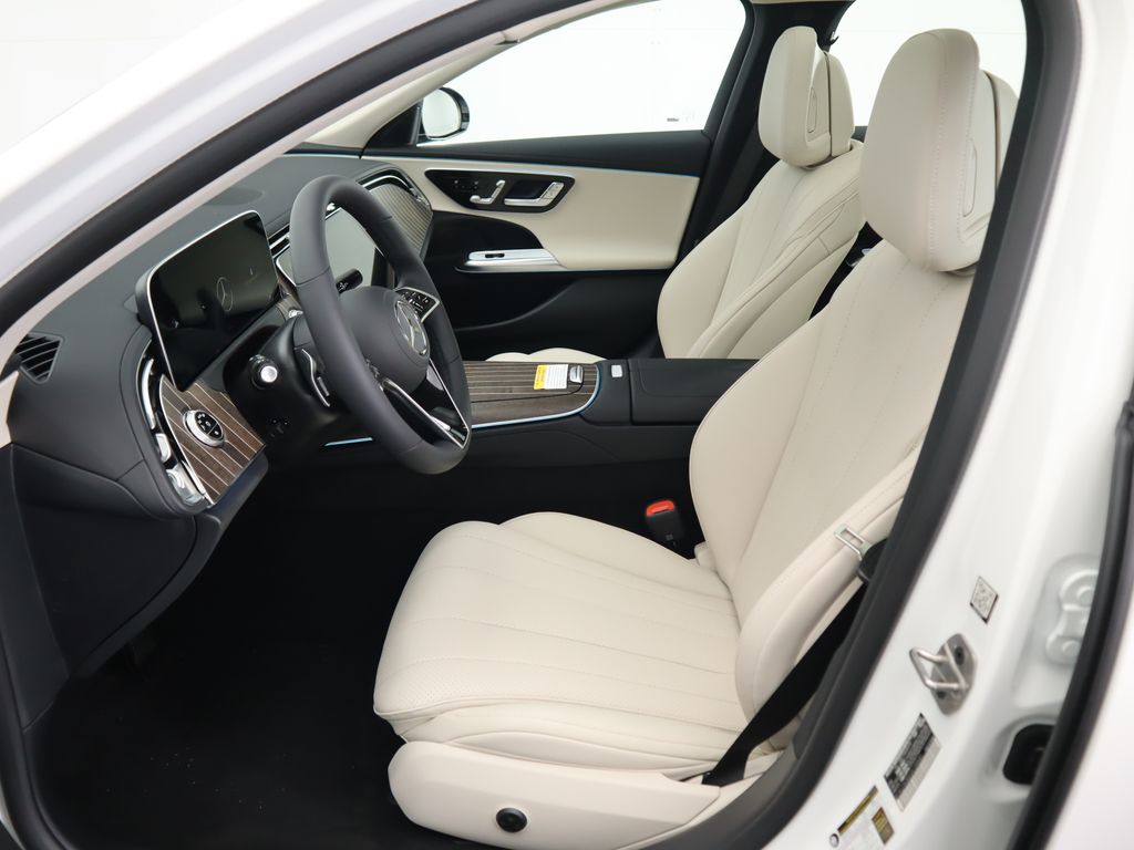 Thumbnail: 2025 Mercedes-Benz E-Class - 20