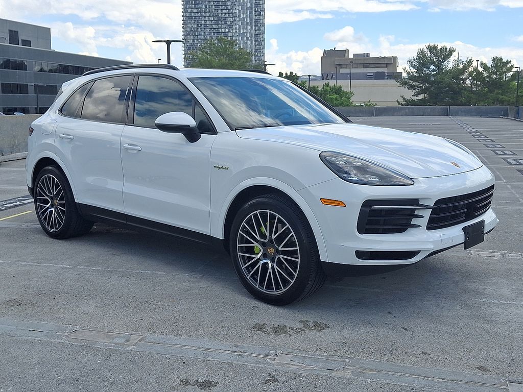 2021 Porsche Cayenne E-Hybrid 7
