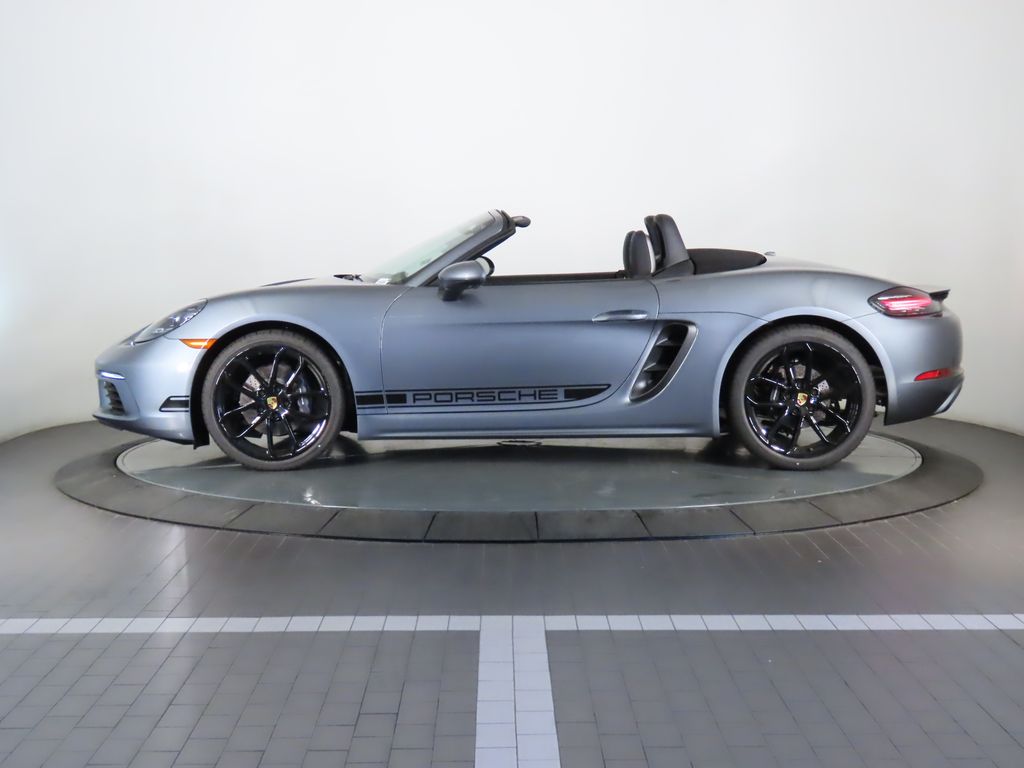 Thumbnail: 2025 Porsche 718 Boxster - 12
