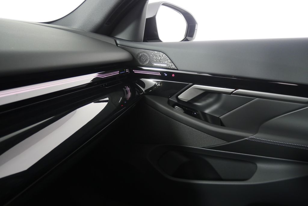 2026 BMW 5 Series 530i 23