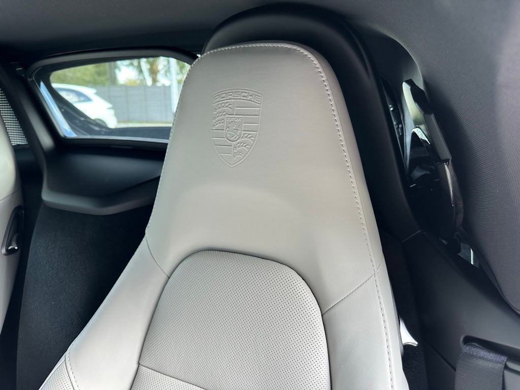 Thumbnail: 2025 Porsche 718 Boxster - 24