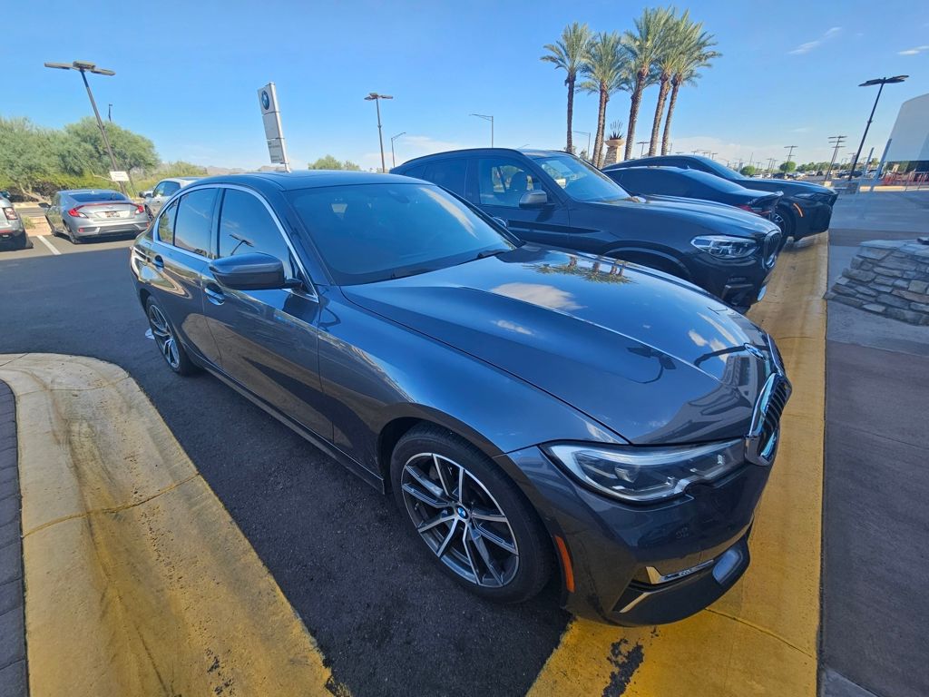 Thumbnail: 2020 BMW 3 Series - 3