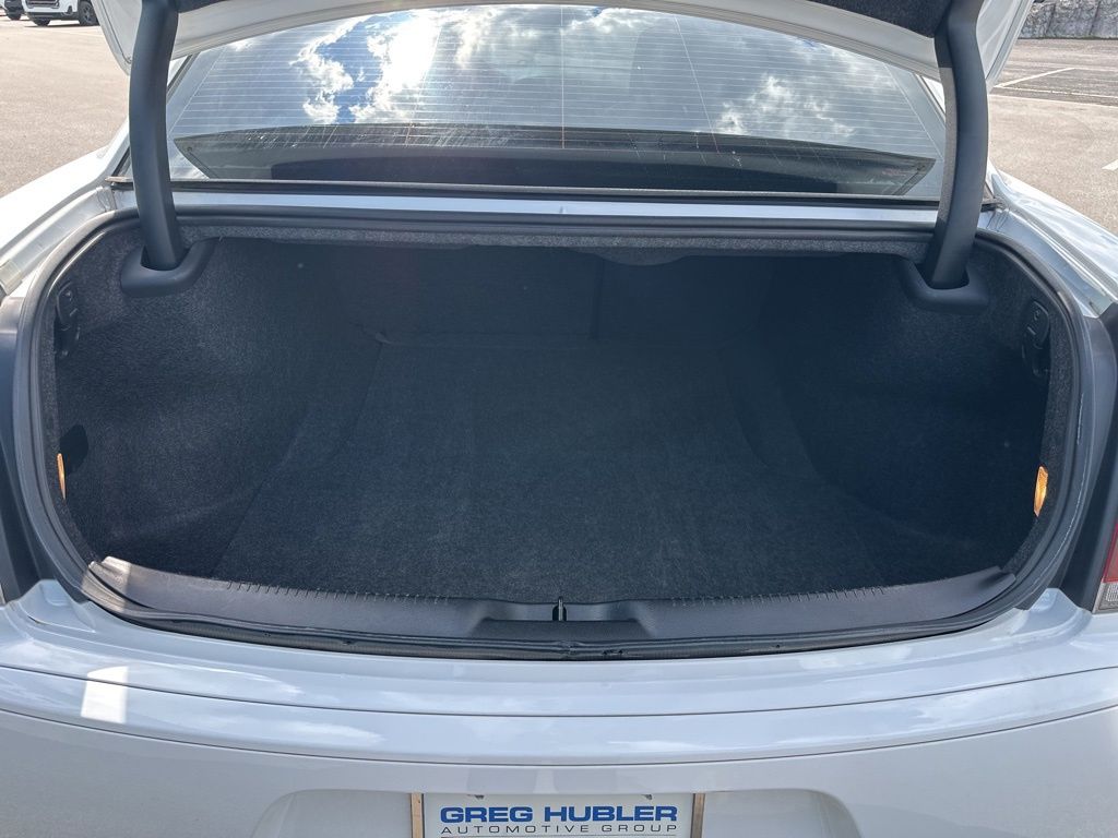 2021 Chrysler 300 Touring photo
