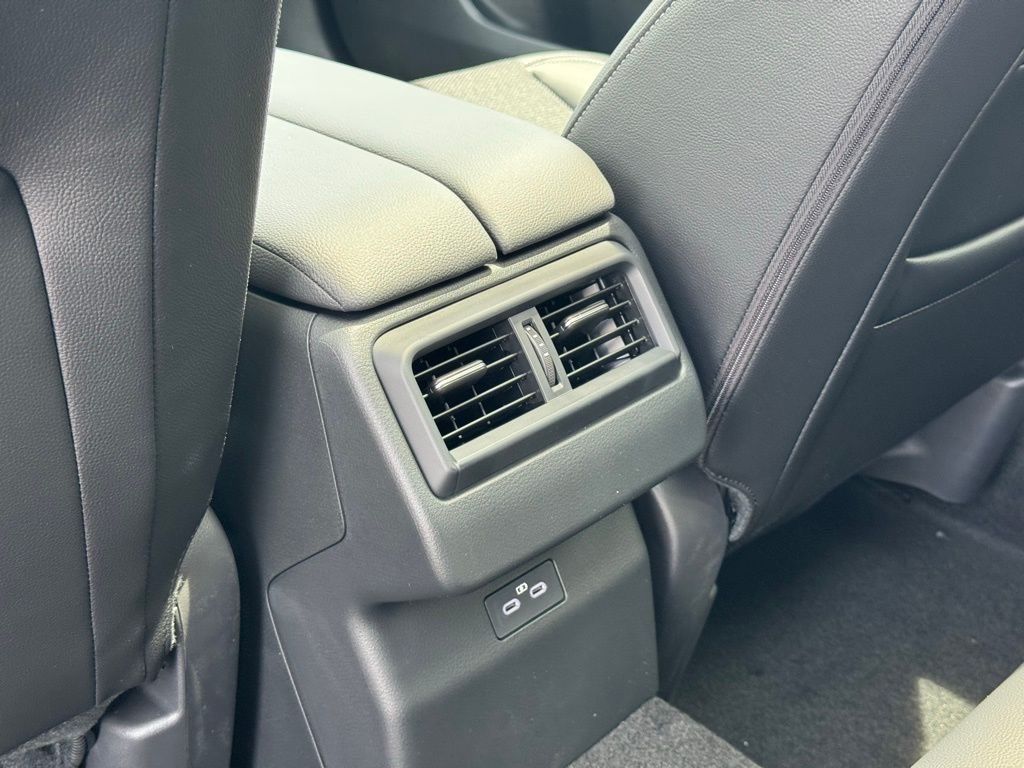 2025 Mazda CX-50 2.5 S Premium Package - 10