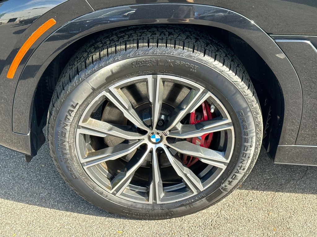 2023 BMW X6 M50i 10