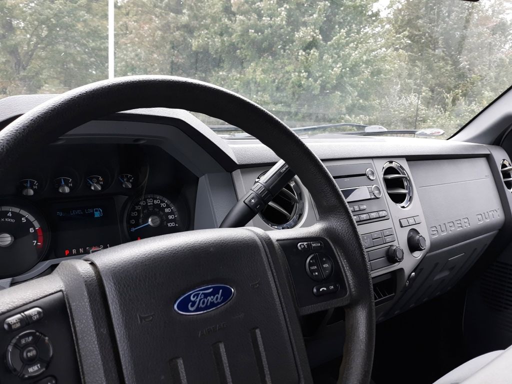 2016 Ford F-250SD XLT 35