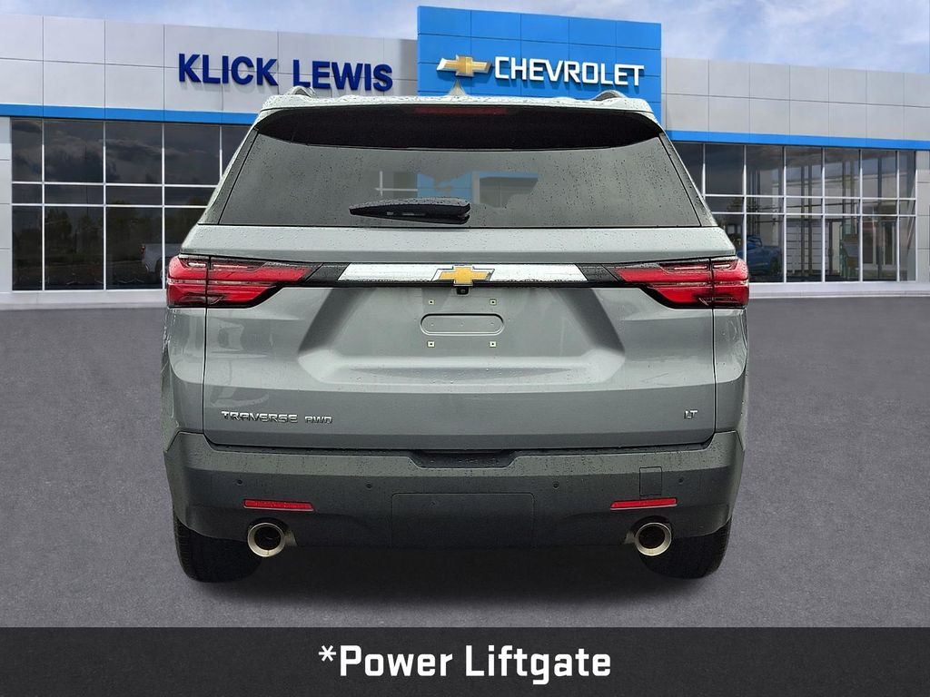 2023 Chevrolet Traverse LT Leather - 6