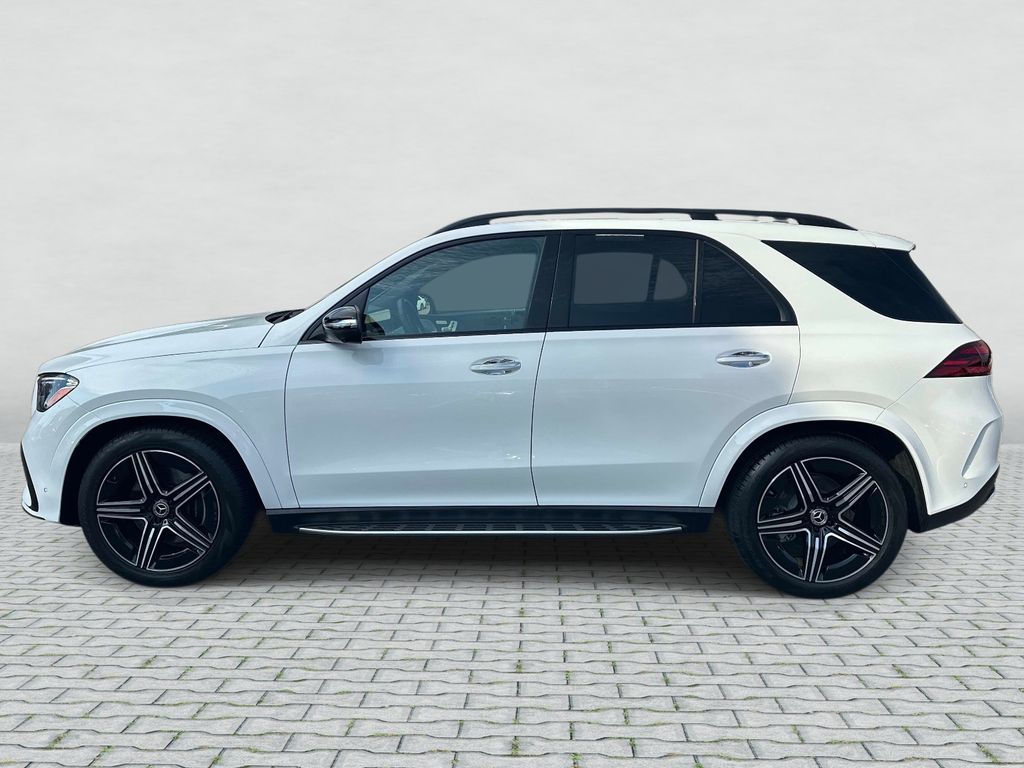 Thumbnail: 2026 Mercedes-Benz GLE - 8