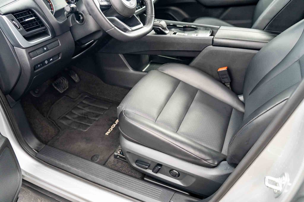 Used Car 2023 Nissan Rogue  Sv For Sale Under $25,000 In Austin, Texas