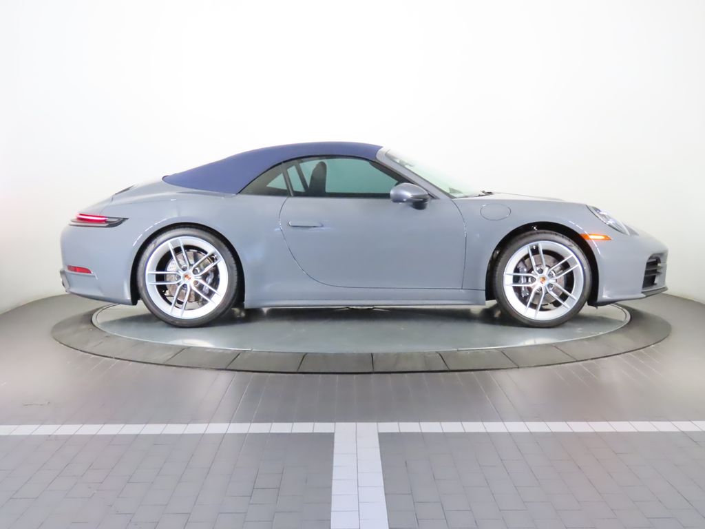 Thumbnail: 2025 Porsche 911 - 8