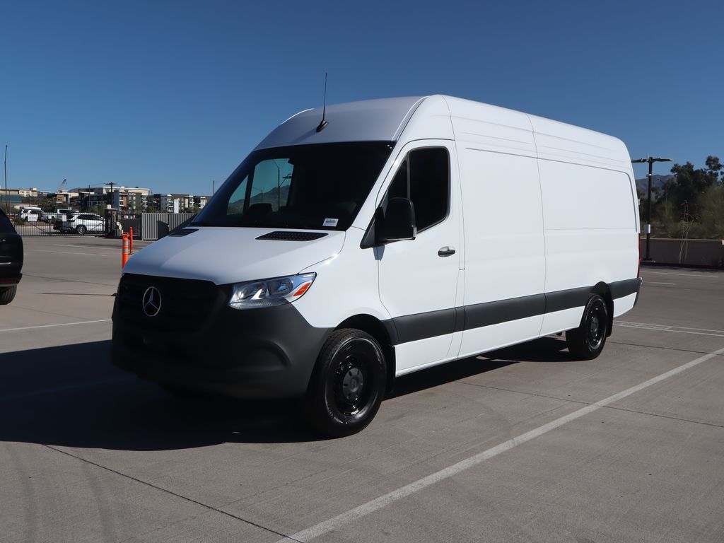 Thumbnail: 2025 Mercedes-Benz Sprinter - 1