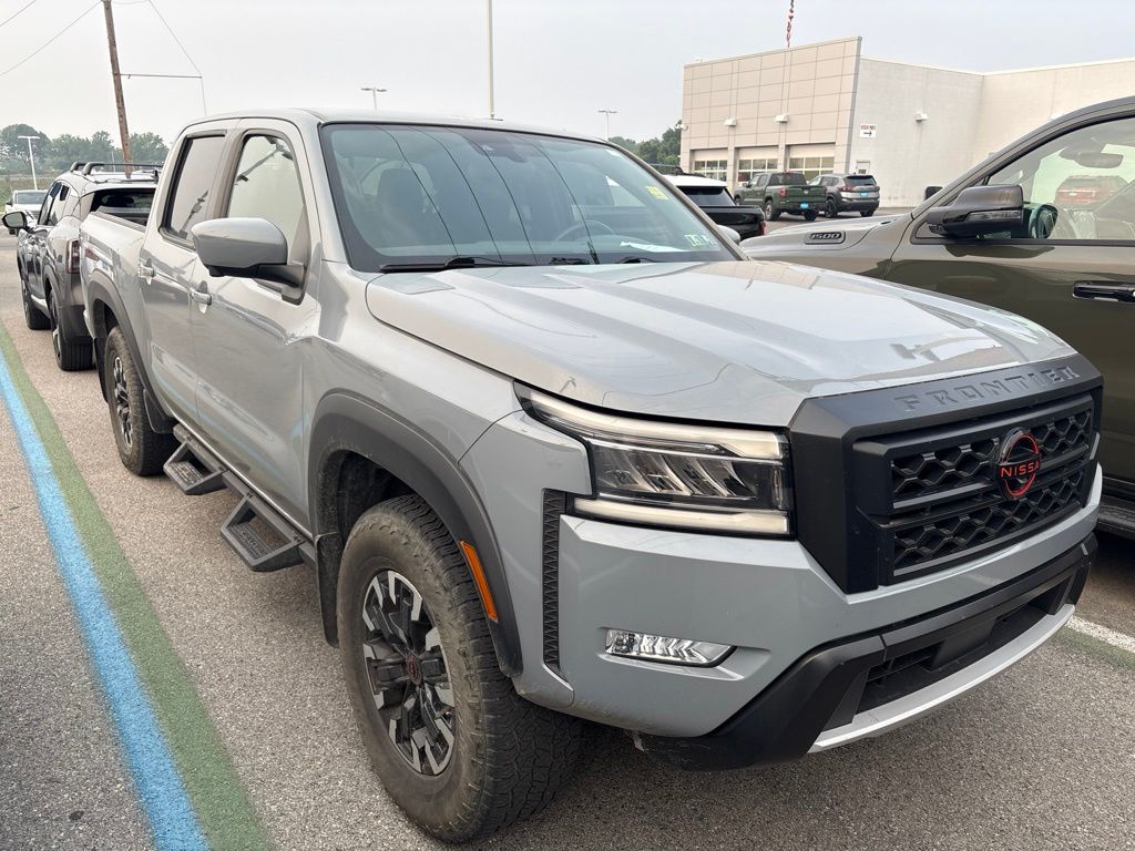 2023 Nissan Frontier — photo 1