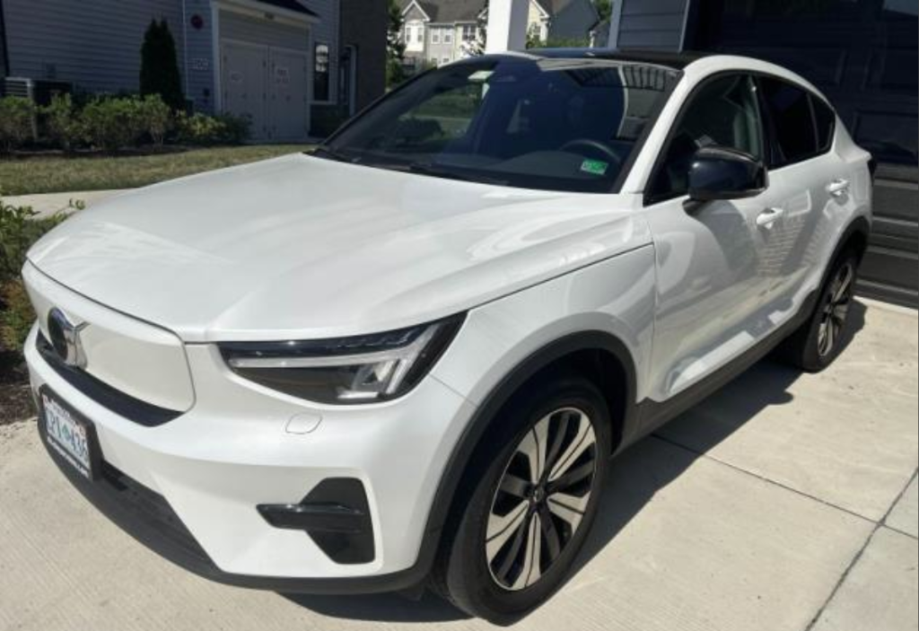 2023 Volvo C40 Recharge Pure Electric Twin Core