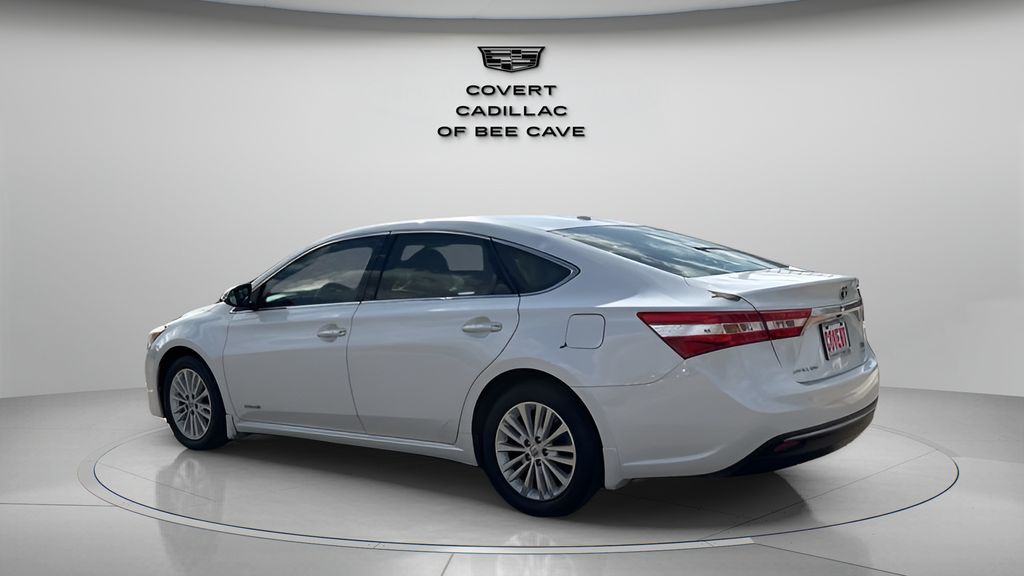 Used Car 2015 Toyota Avalon Hybrid  Xle Touring For Sale Under $15,000 In Austin, Texas